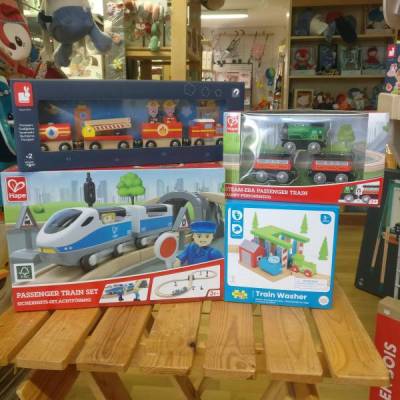 Train en bois